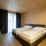 Gaestehaus & Hofkueche Oellerer *