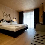 Gaestehaus & Hofkueche Oellerer *