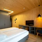 Mini-hôtel Gaestehaus & Hofkueche Oellerer *