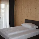 Gaestehaus & Hofkueche Oellerer Inn