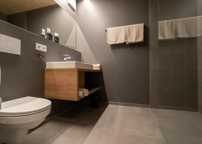 Locanda Gaestehaus & Hofladen Familie Oellerer *