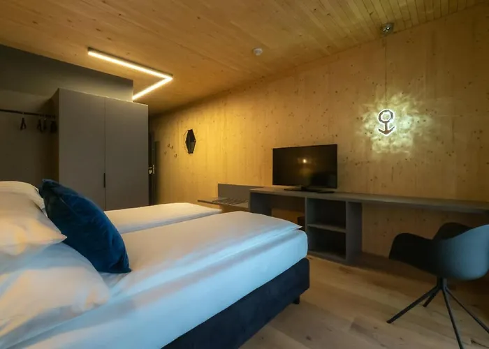 Gaestehaus & Hofladen Familie Oellerer * Sitzenberg