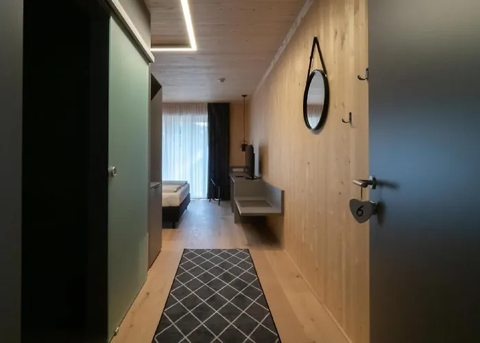 Gaestehaus & Hofladen Familie Oellerer * Sitzenberg