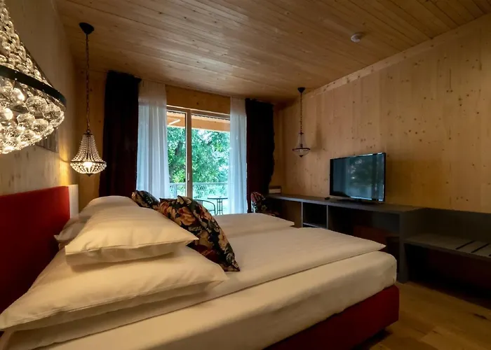 Gaestehaus & Hofladen Familie Oellerer Locanda *